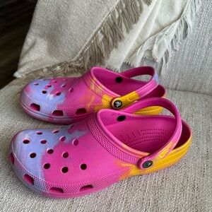 💝 unisex CROCS (men 9 ) ( women 11 ) great condition.